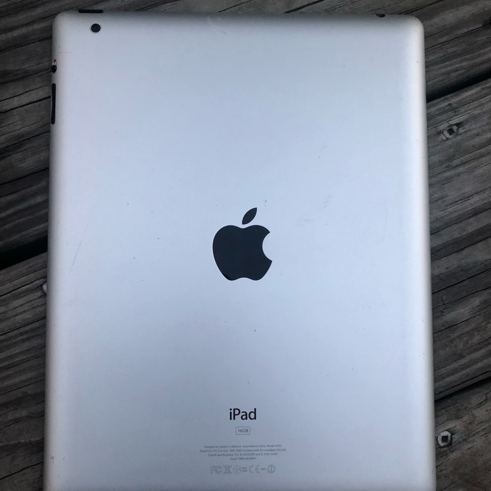 second generation ipad - Picture 5 of 8